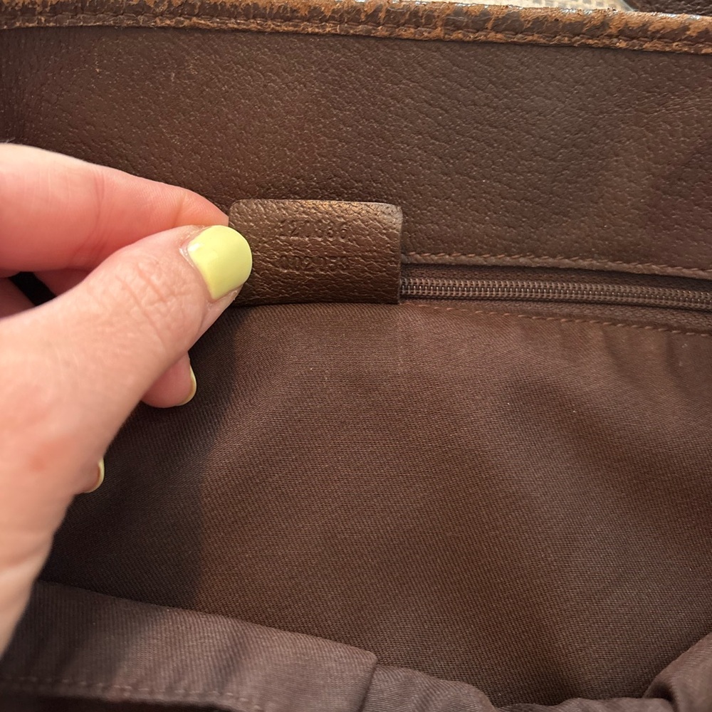 Gucci Tan and Brown GG Monogram Tote - Picture 5 of 9